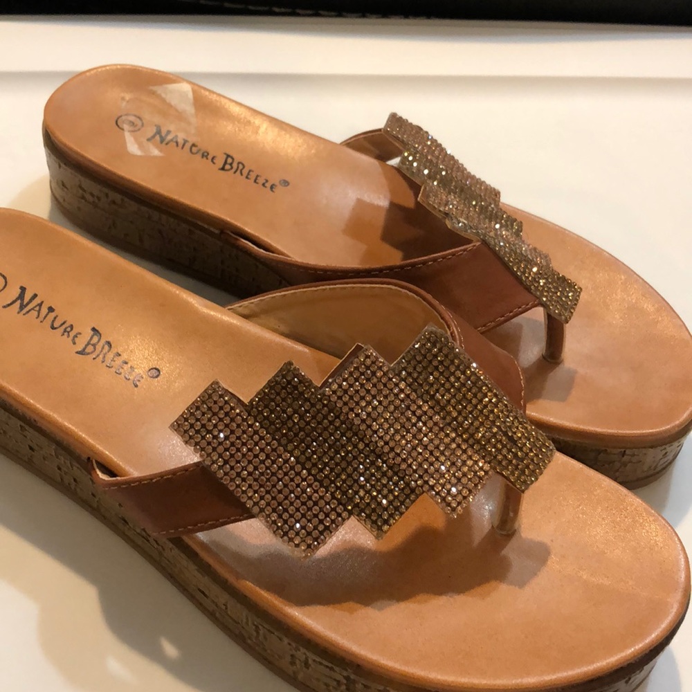 Cute sandals size 9